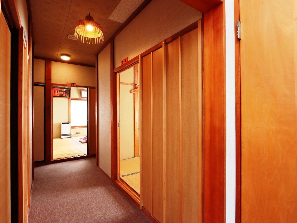 Minshuku Kojima Hotell Nozawaonsen Exteriör bild