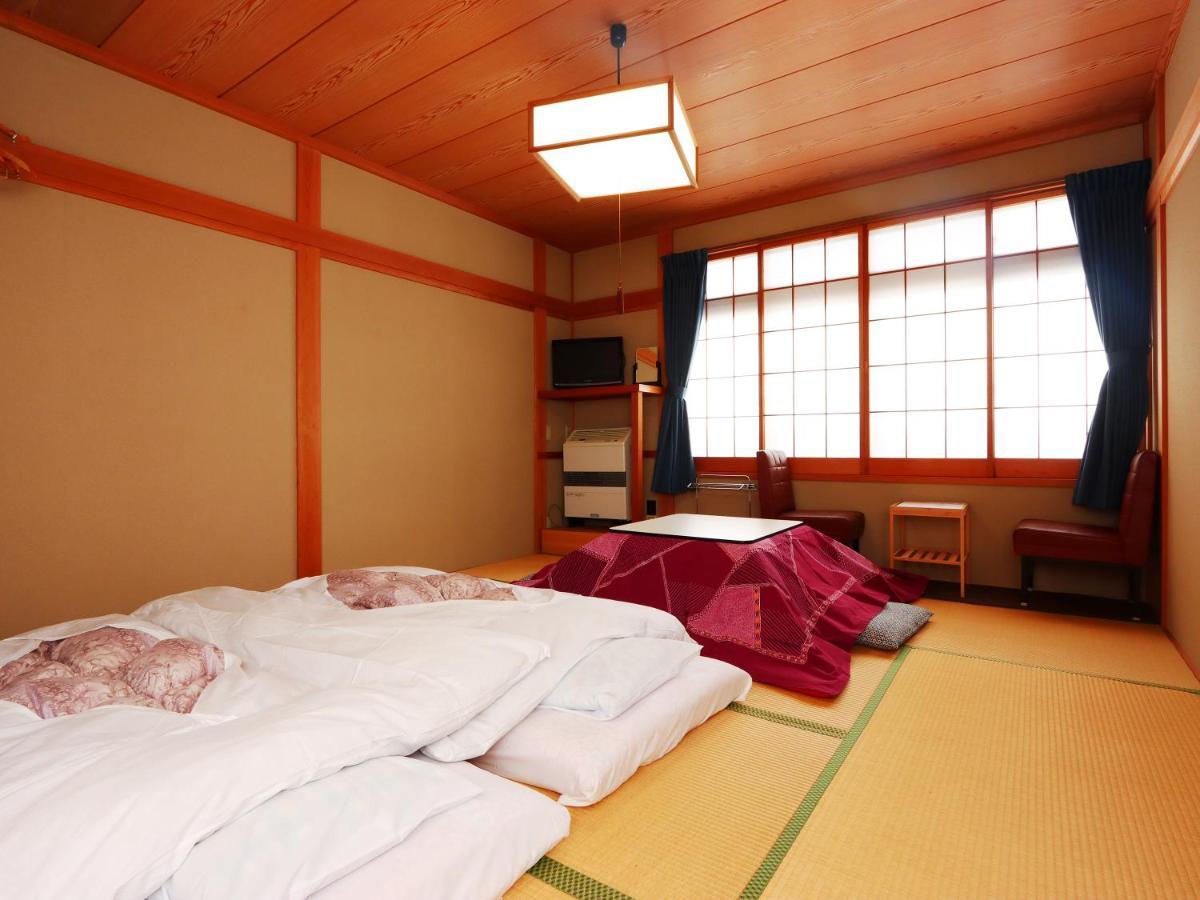 Minshuku Kojima Hotell Nozawaonsen Exteriör bild