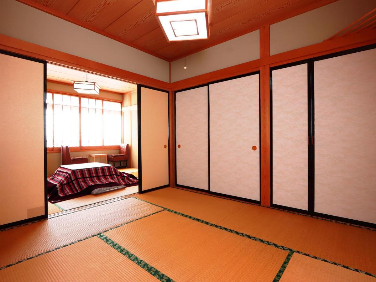 Minshuku Kojima Hotell Nozawaonsen Exteriör bild