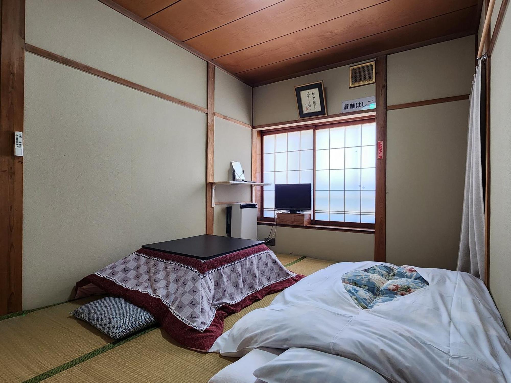 Minshuku Kojima Hotell Nozawaonsen Exteriör bild