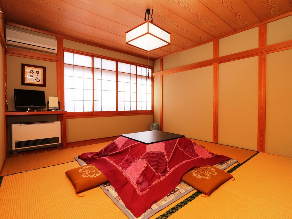 Minshuku Kojima Hotell Nozawaonsen Exteriör bild