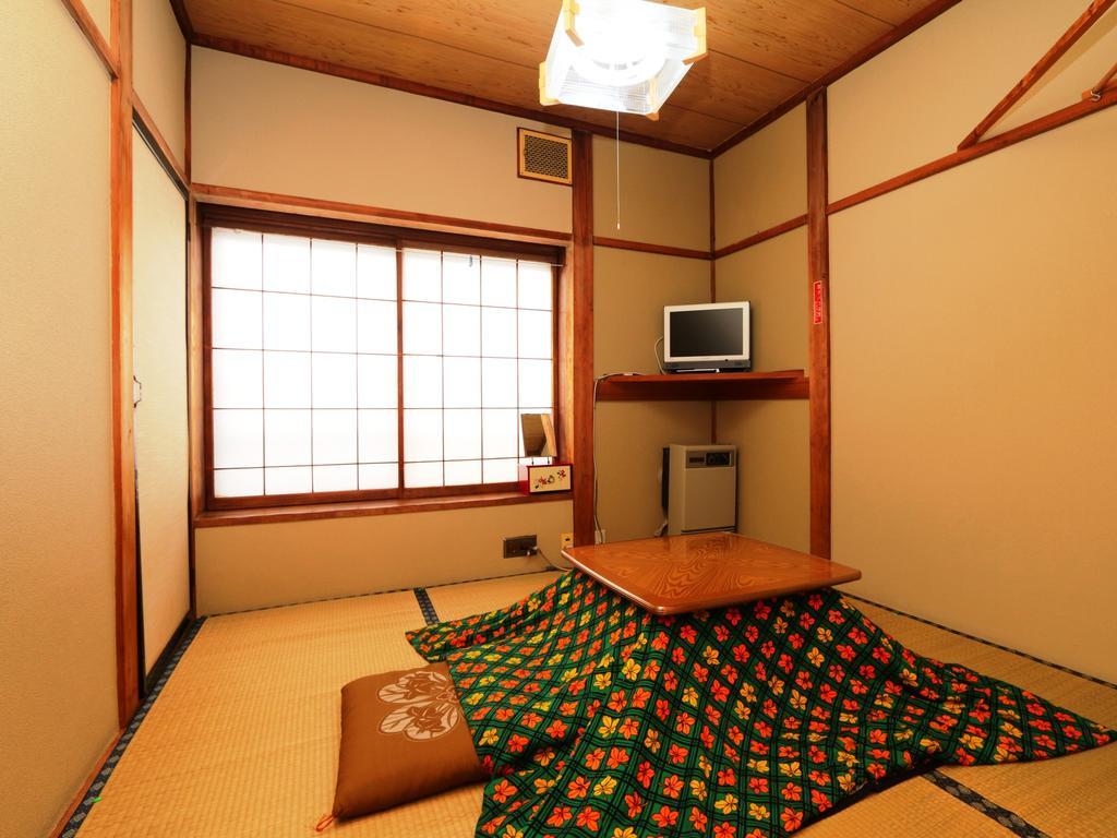 Minshuku Kojima Hotell Nozawaonsen Exteriör bild