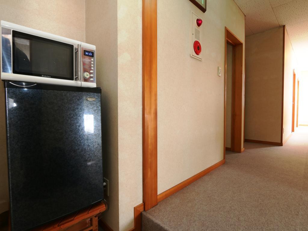 Minshuku Kojima Hotell Nozawaonsen Exteriör bild